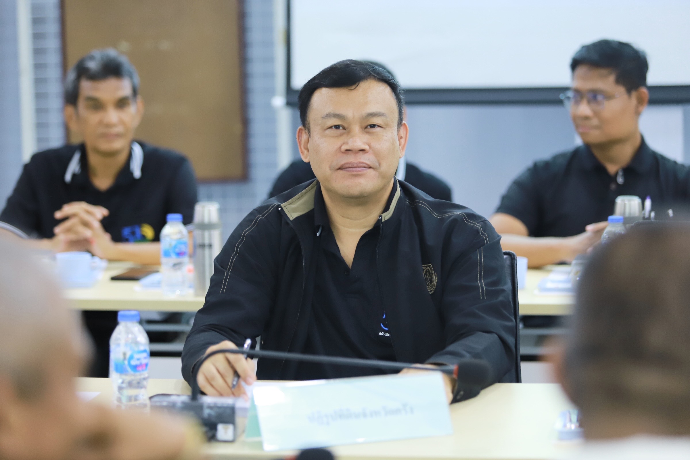 title - เลขาธิการ ส.ป.ก. ประชุมติดตามผลการดำเนินงาน และการใช้จ่ายงบประมาณ ประจำปีงบประมาณ พ.ศ.2569 ของภาคใต้ 